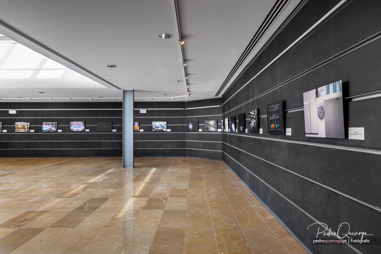 Vue de la salle d'expositions