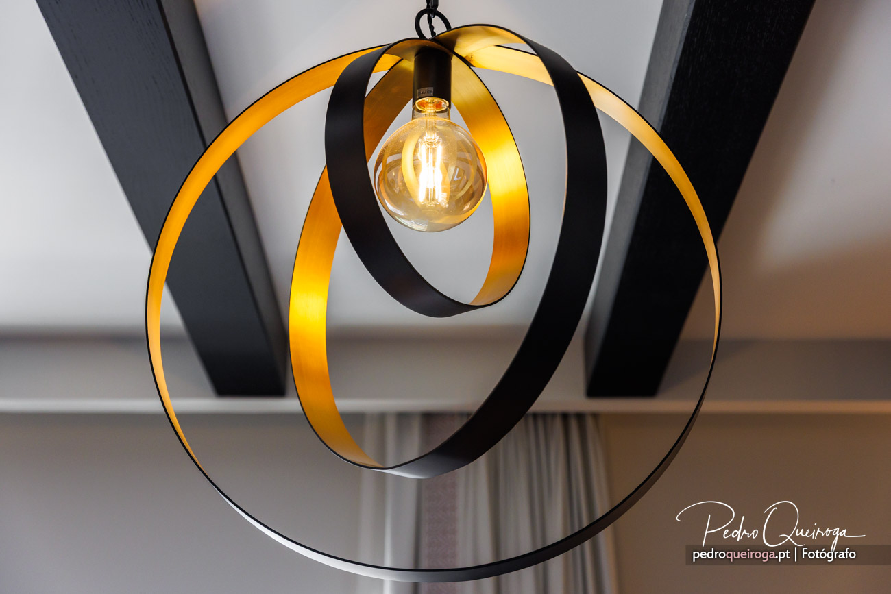 Candeeiro de teto da sala