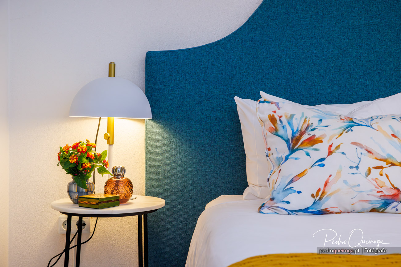 Detalhe da cabeceira da cama