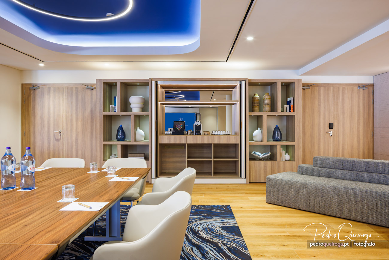 Fotografia de Hotéis - Cafetaria da sala VIP de reunião