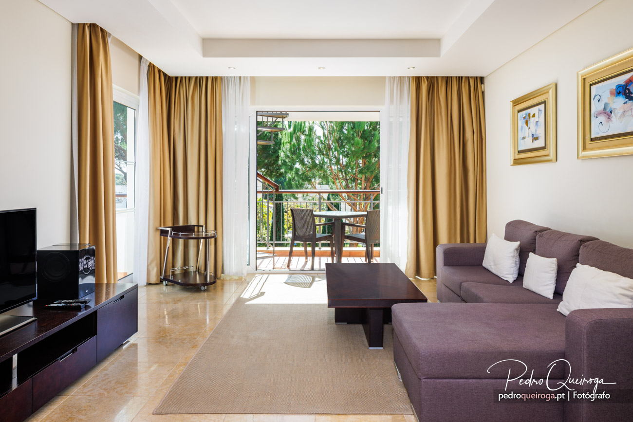 Sala de estar com sofá